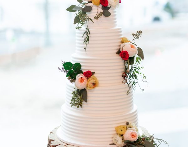 Food + Beverage Listing Category Cakes by Darcy