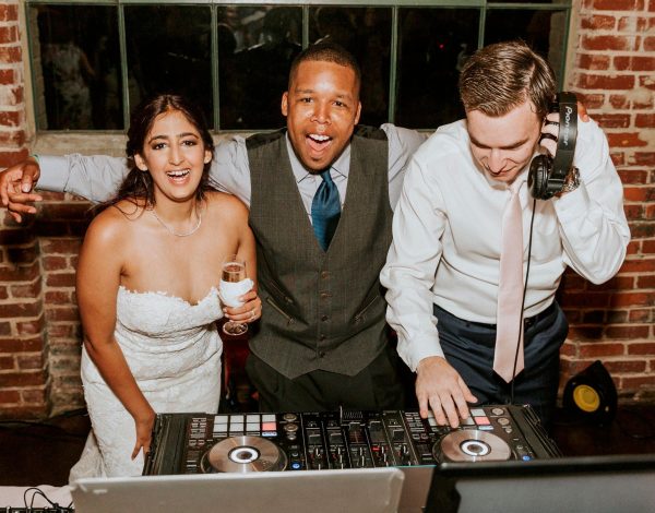 Music Listing Category DJ Dre 1800